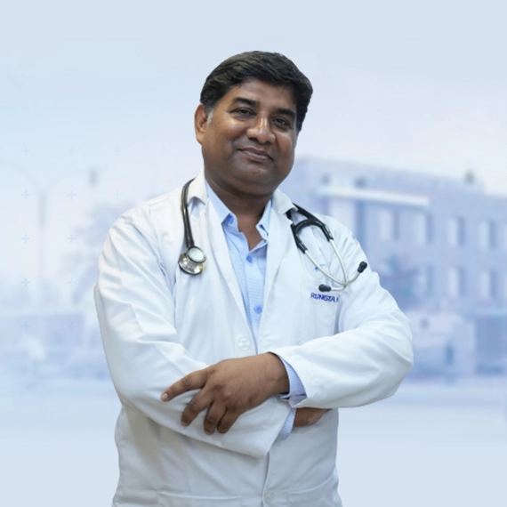 Founder Mr. Shashi yadav speaking at an event